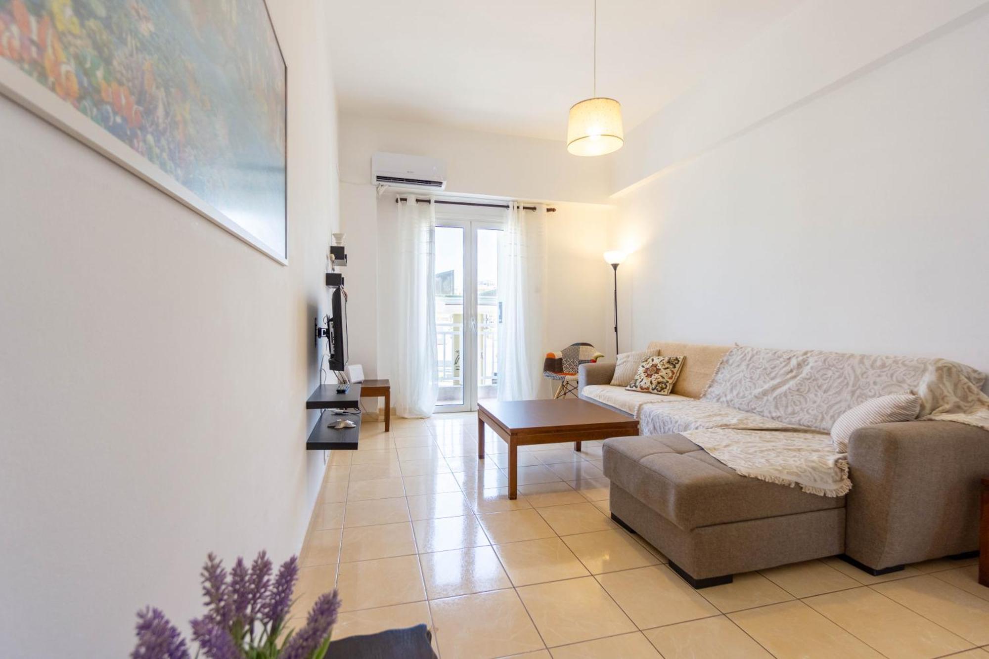 Spacious Seaview In Heraklion (Crete)