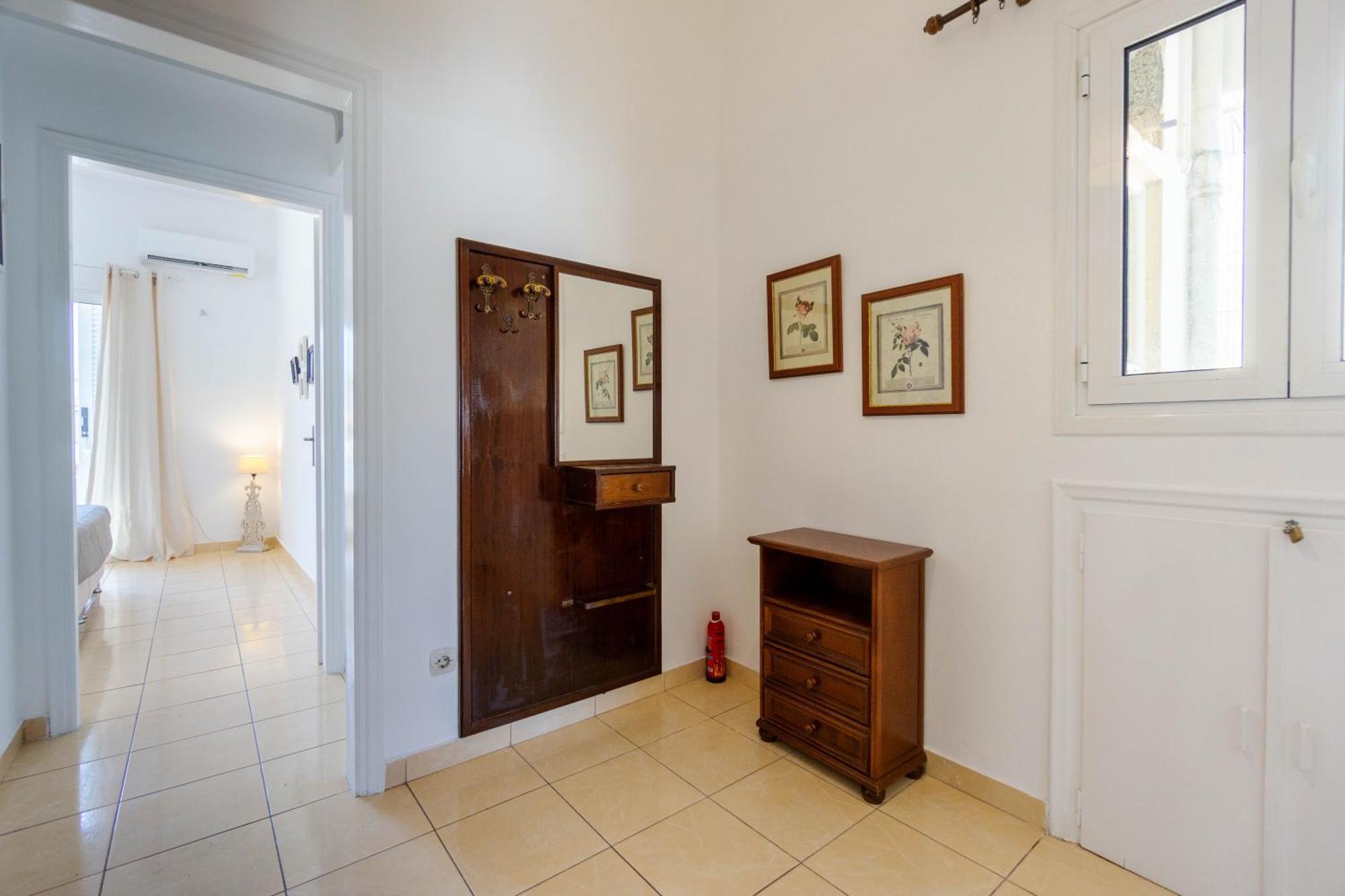 Spacious Seaview In *