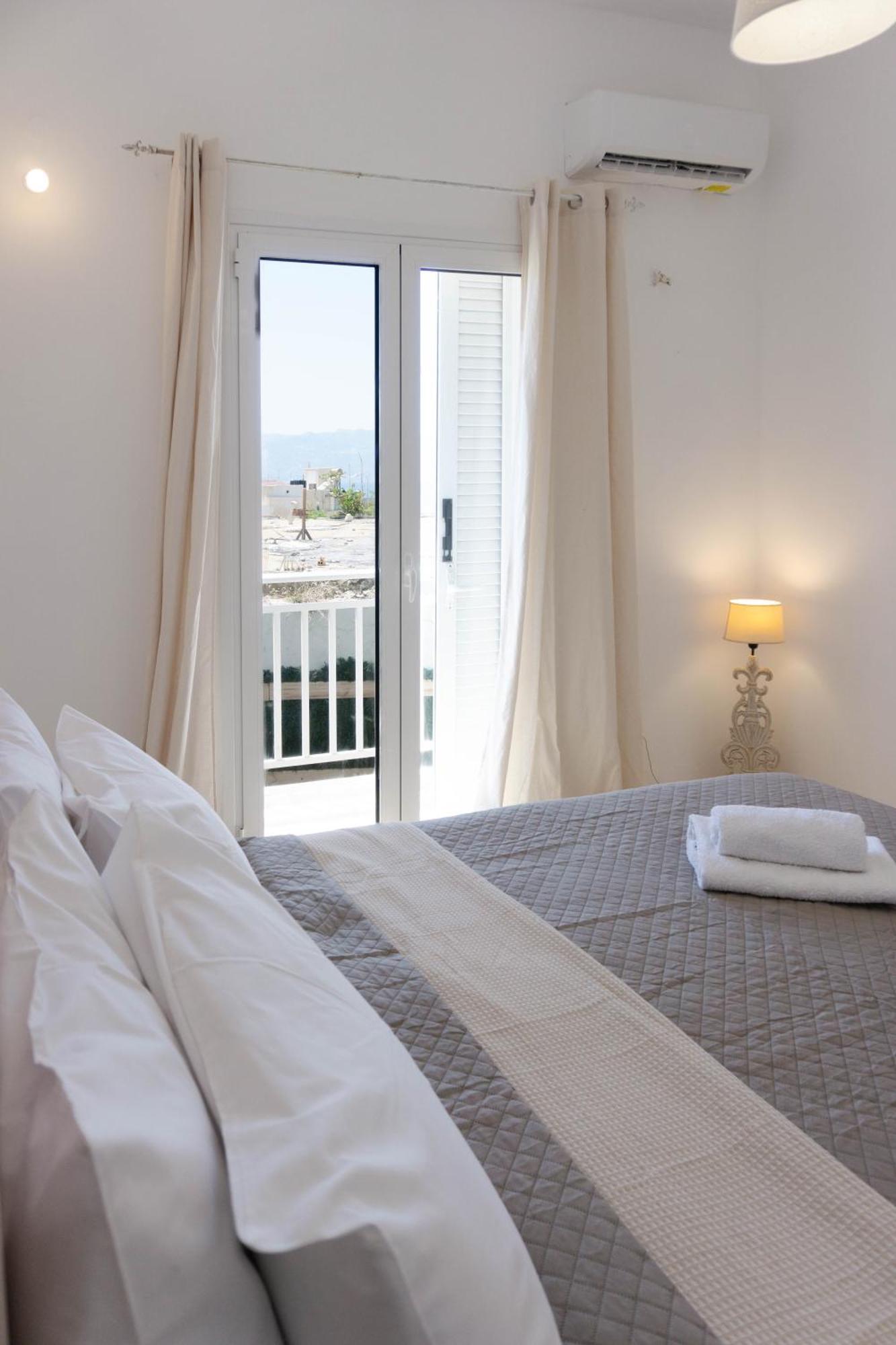 Spacious Seaview In * Iraklion